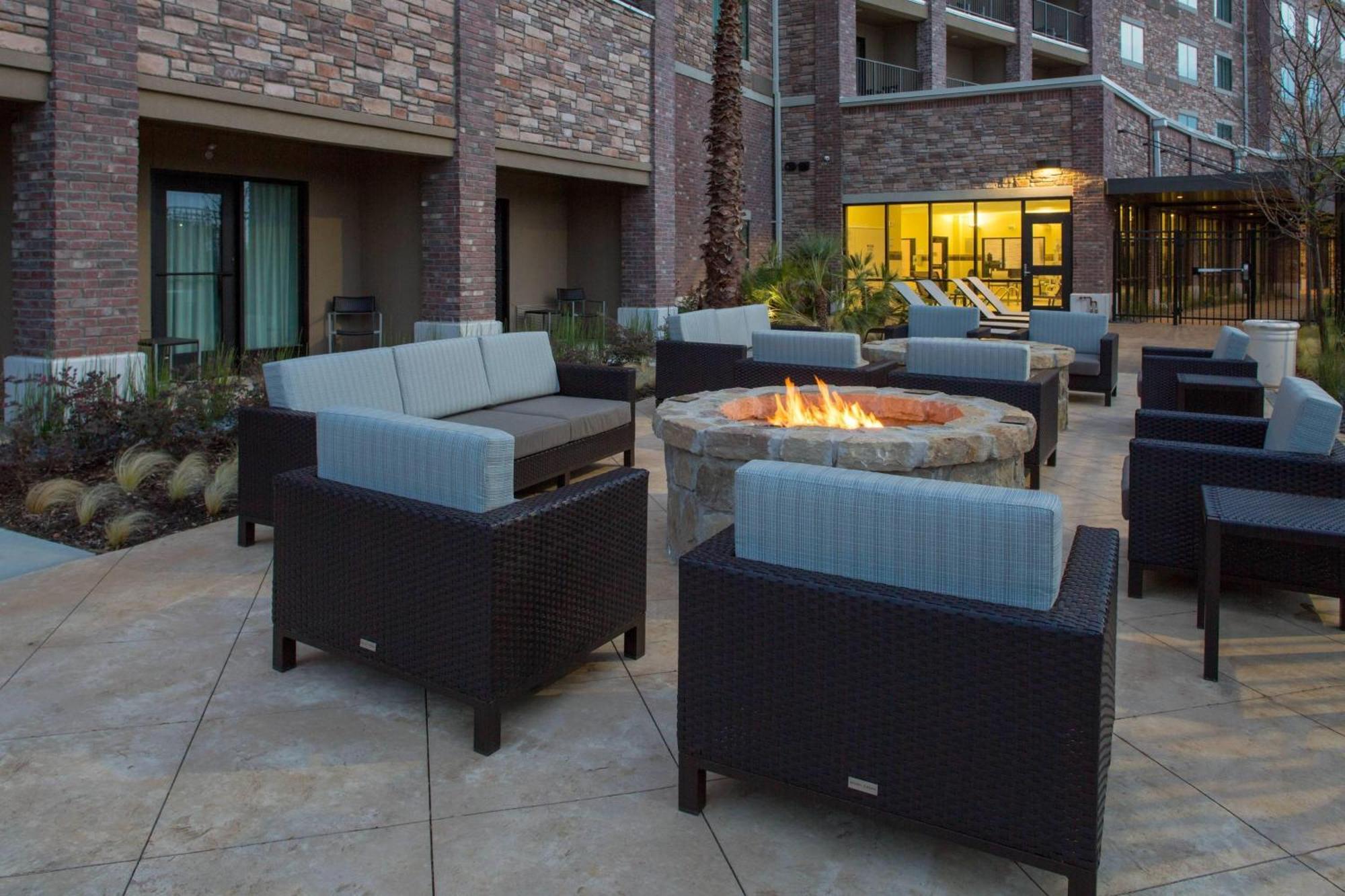 Courtyard By Marriott Dallas Flower Mound Eksteriør bilde